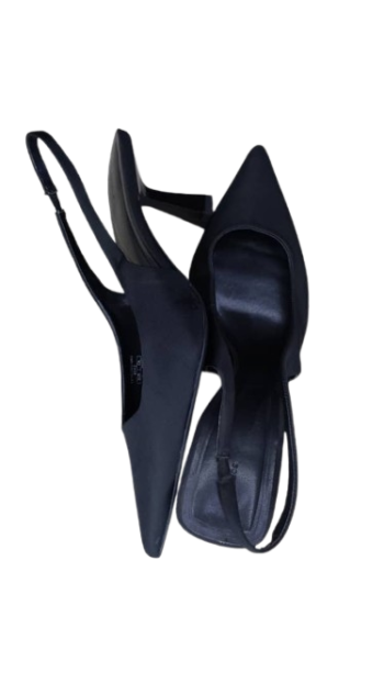 Lefties Black Sandals Size 40