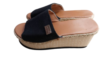 Dan Bao Slippers Size