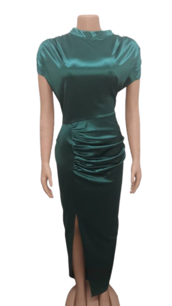 Aomei Green Gown With Front Slit Size Xxl