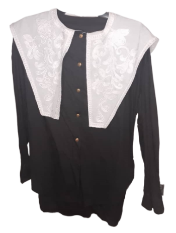 Uk Black Top With White Cape