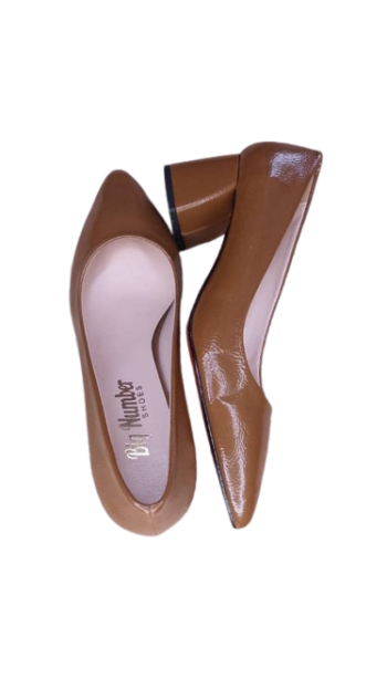 Big Number Brown Cover Shoe Size 40